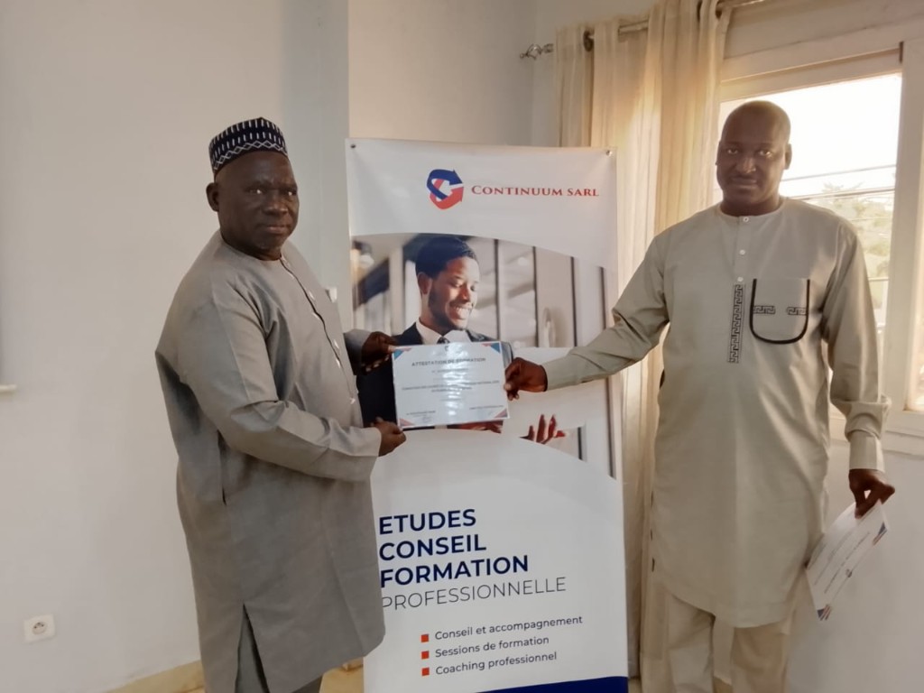 CONTINUUM training certificate handover
